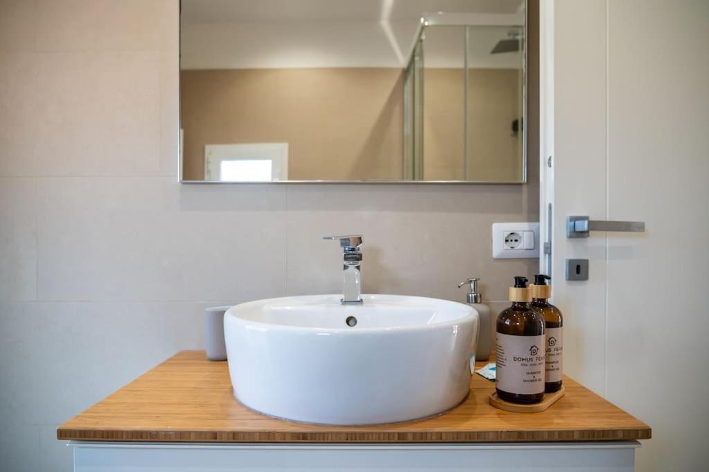 Sky Domus Historic Center Penthouse With Jacuzzi Rom