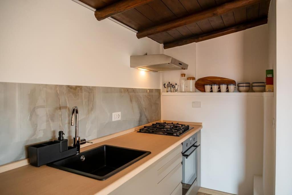 Sky Domus Historic Center Penthouse With Jacuzzi * Rom