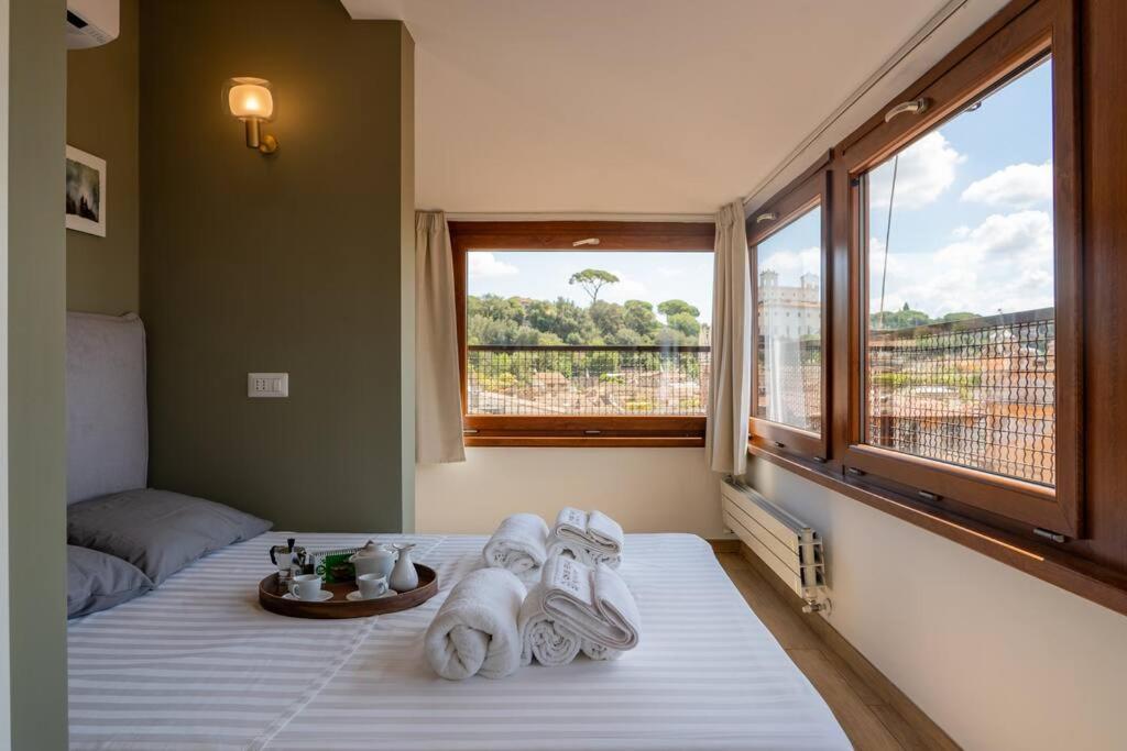 Sky Domus Historic Center Penthouse With Jacuzzi Apartment *